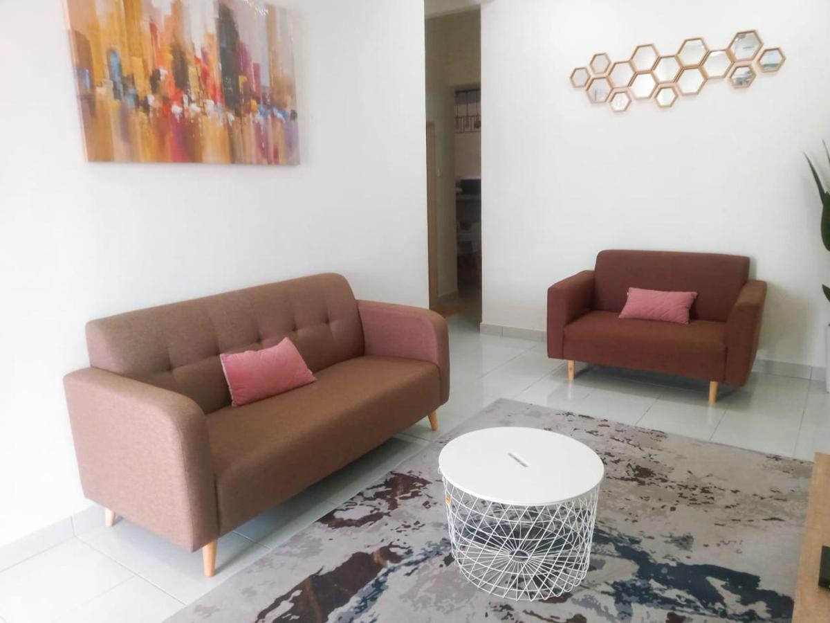 Zr D'Chili Homestay, Kemaman Chukai Εξωτερικό φωτογραφία